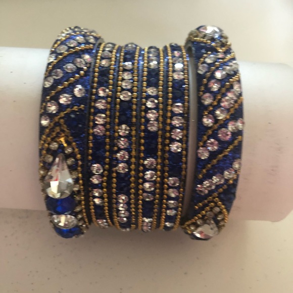 Traditional solid bangles - Picture 2 of 2